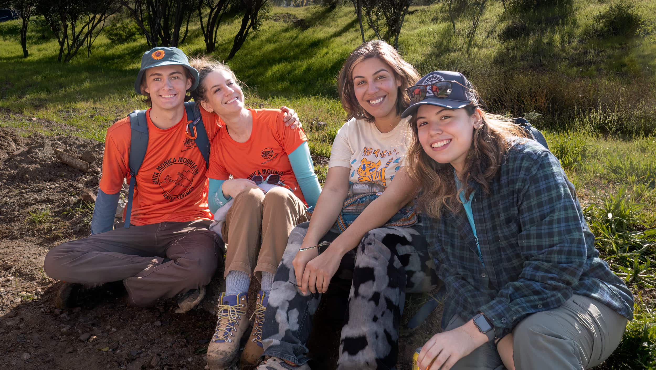 image of trail crew volunteers